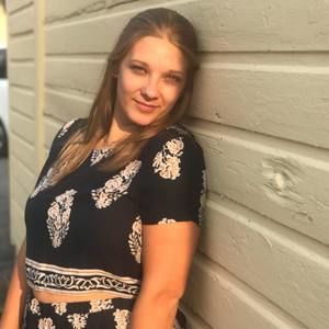 Meet your Posher, Cassie